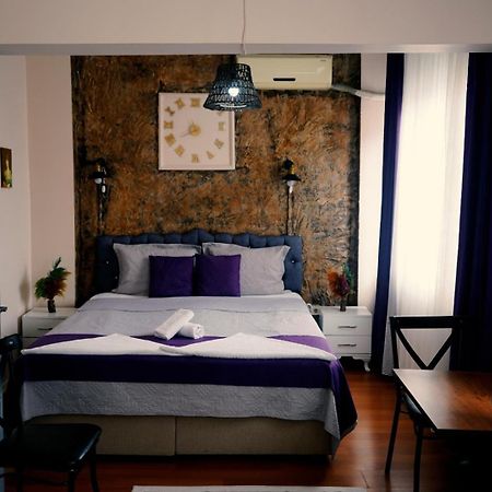 Medellin Apart Hotel Istanbul Bagian luar foto