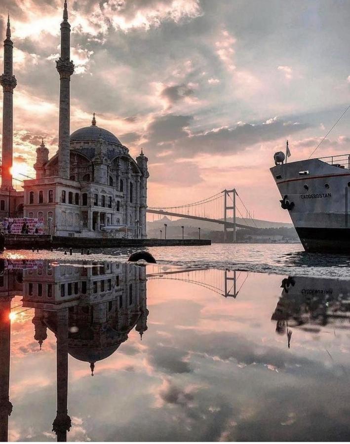 Medellin Apart Hotel Istanbul Bagian luar foto