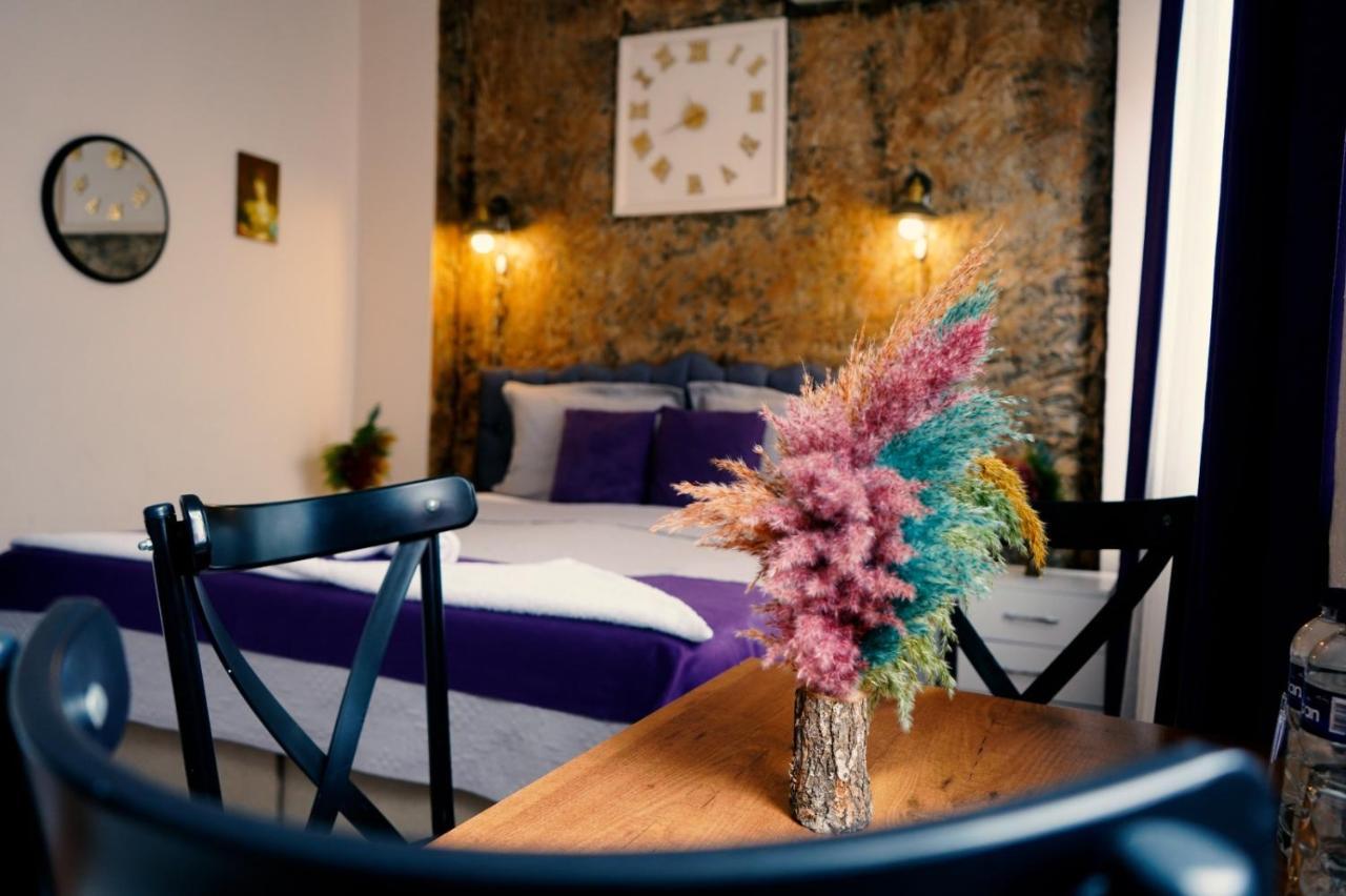 Medellin Apart Hotel Istanbul Bagian luar foto