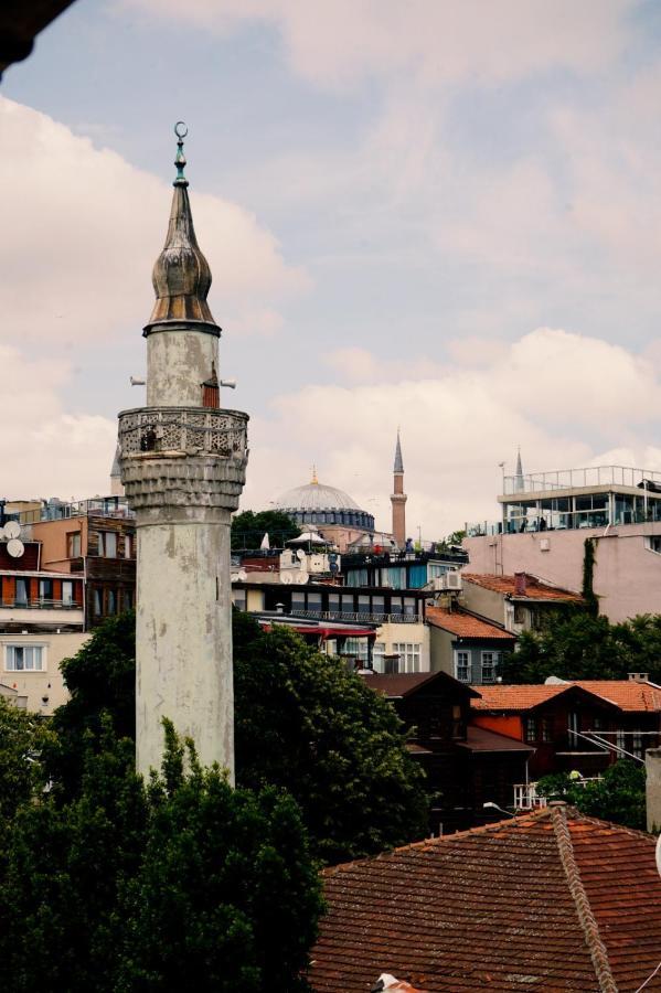 Medellin Apart Hotel Istanbul Bagian luar foto