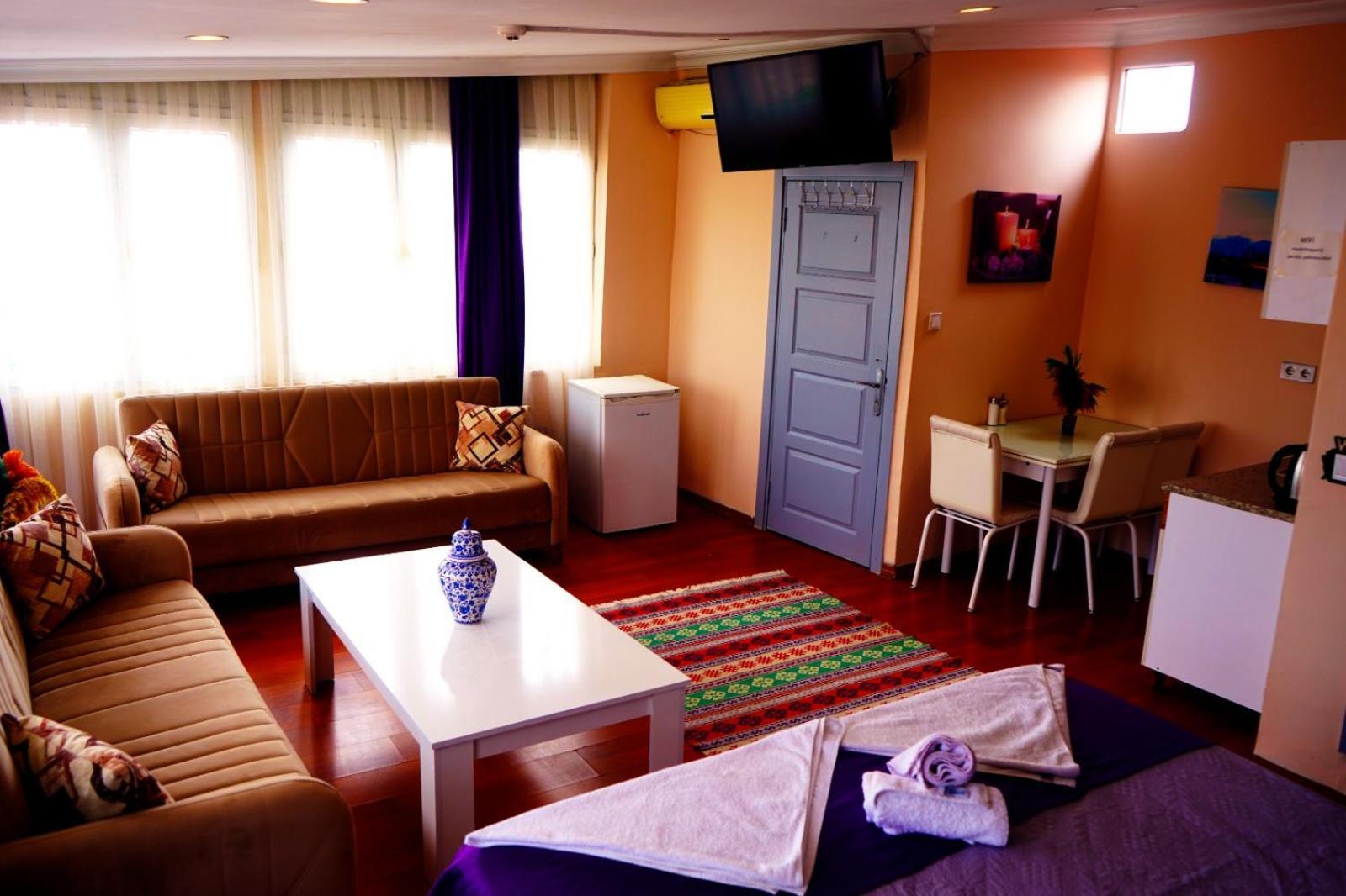 Medellin Apart Hotel Istanbul Bagian luar foto